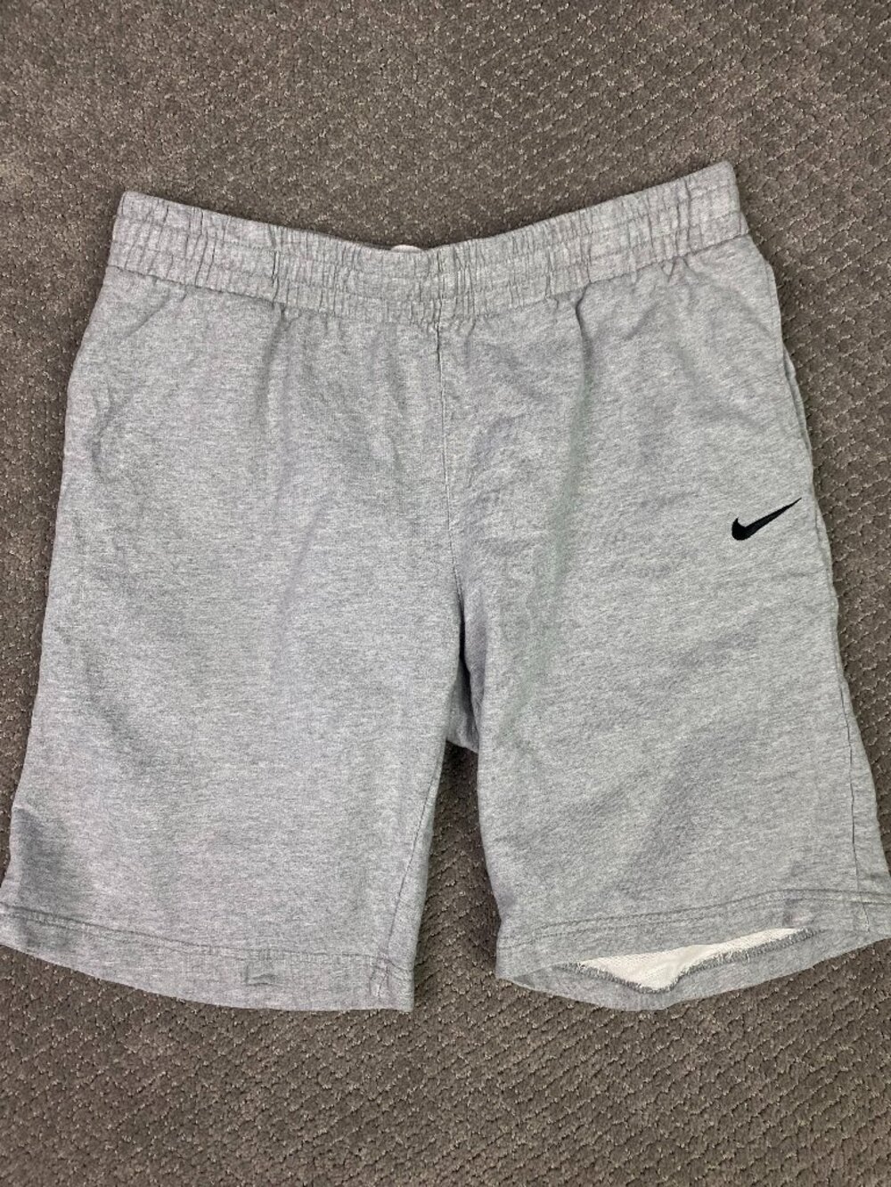 Nike Sportswear Classic Club Fleece Shorts Men's Large Gray Sweat Gym 679581 063